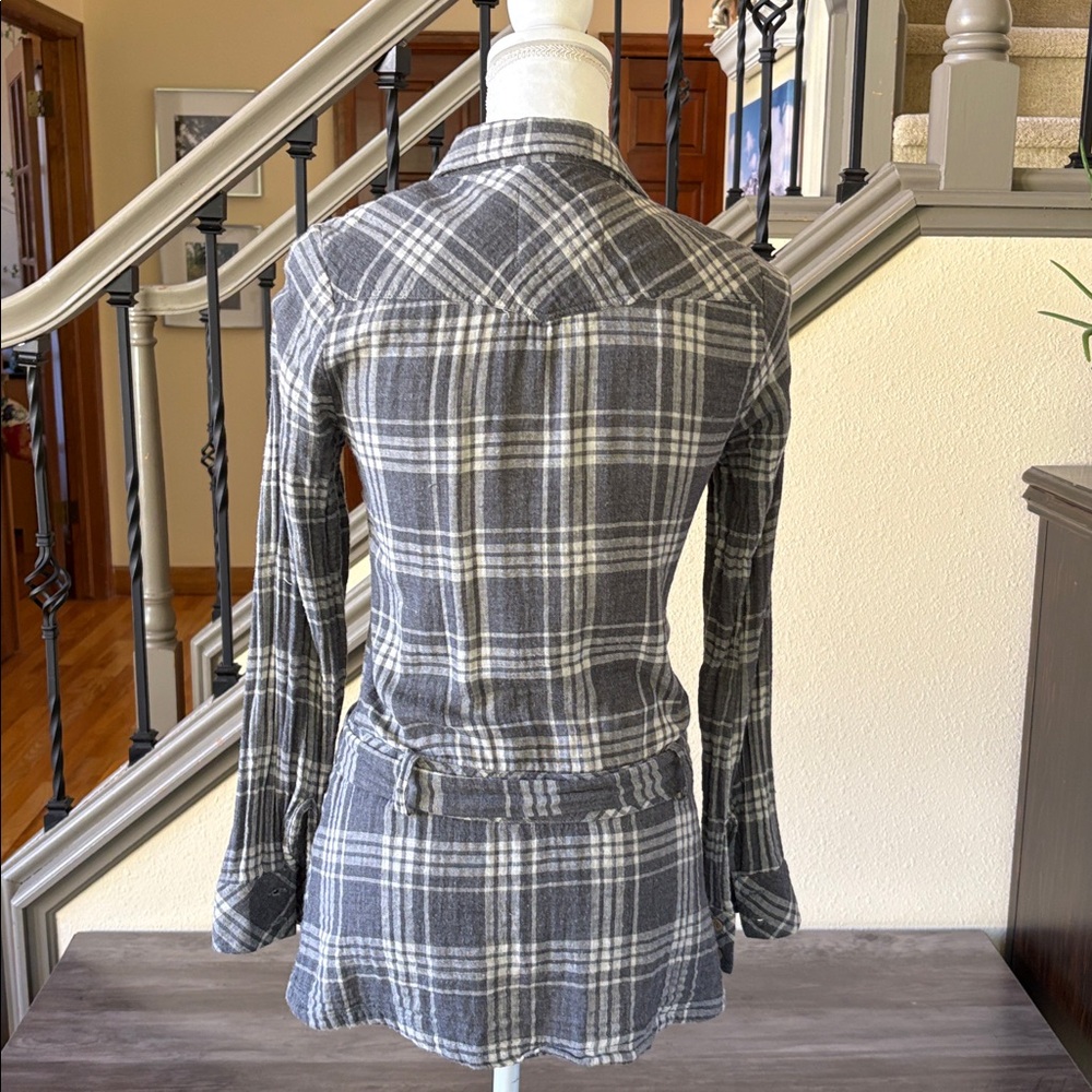 Heritage 1981 Gray & Cream Checkered Long Sleeve Button Down Shirt Size Small - Picture 6 of 9